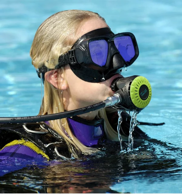 Chikadiv C400 Scuba Diving Equipment Oxygen Cylinder Diving Snorkel Kit Air Tank Oxygen Bottle Mini Scuba Tank Hand Pump - Image 3